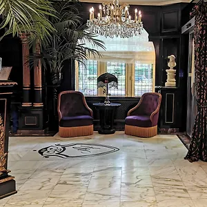 Apollofirst Boutique Nederländerna