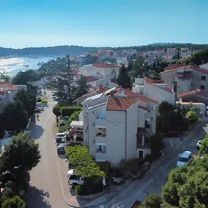 Apartman Antic Póla