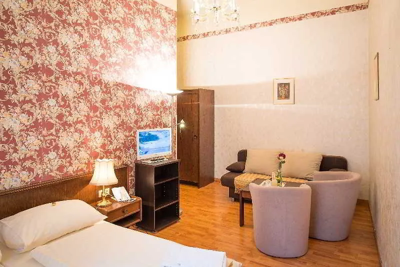 ***  Hotel Mozart Viena Áustria