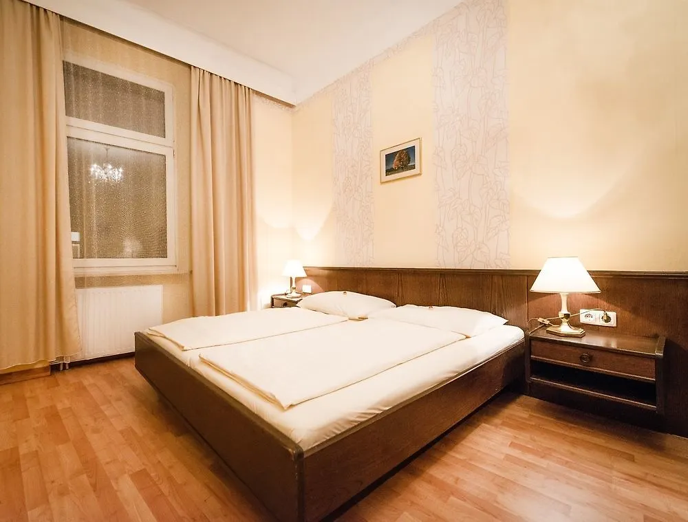 Hotel Mozart Viena