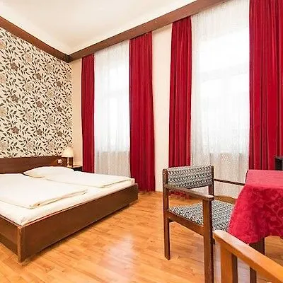 Hotel Mozart Viena 3*,  Áustria