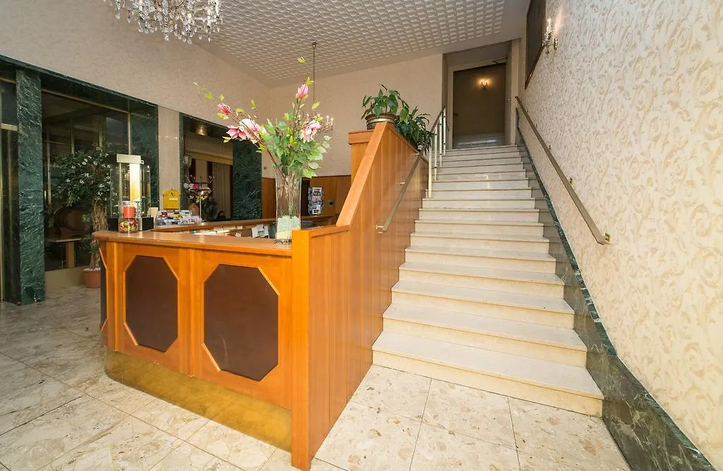Hotel Mozart Viena
